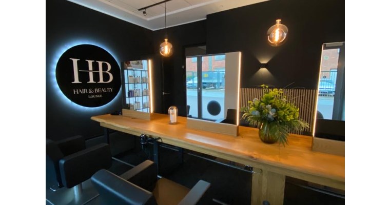 Hair & Beauty Lounge Afbeelding 1