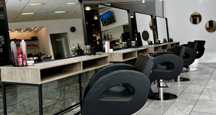 Salon Seru Bild 3