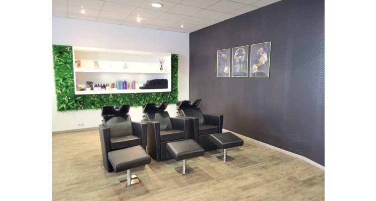 TY HAIR & BEAUTY LOUNGE Afbeelding 3